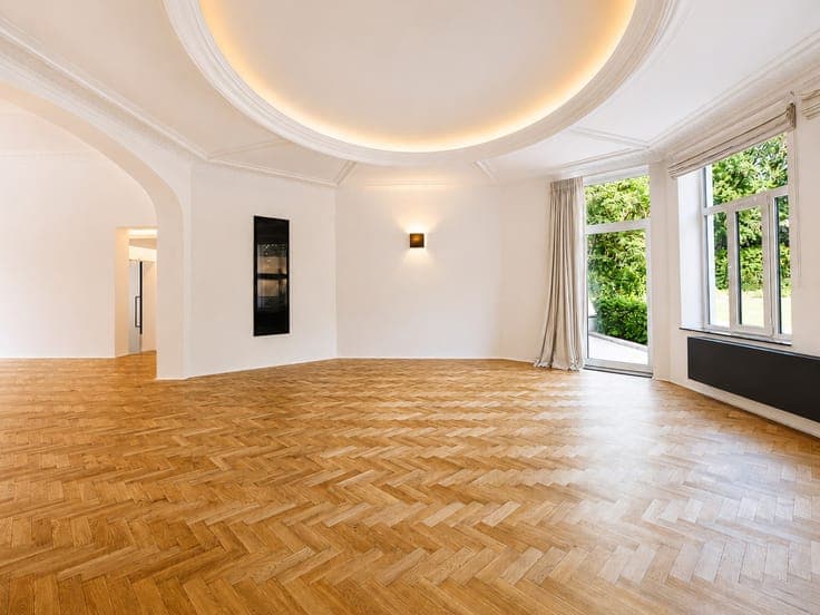 Observatoire – Fully renovated family villa with pool