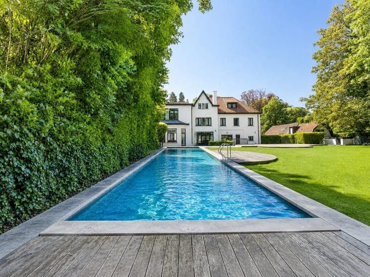Observatoire – Fully renovated family villa with pool