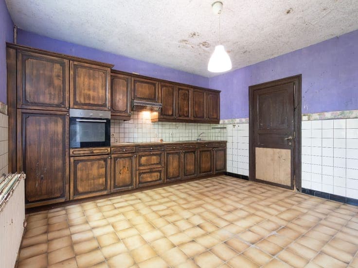 4-bedroom house with farm buildings – Houffalize