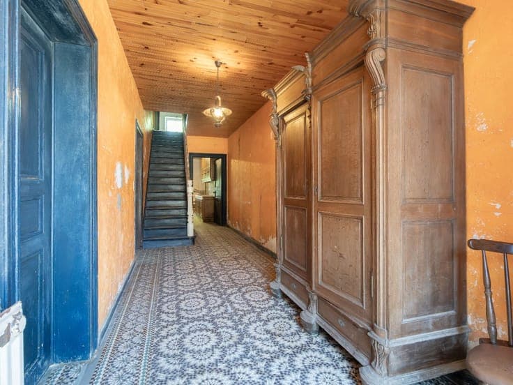 4-bedroom house with farm buildings – Houffalize