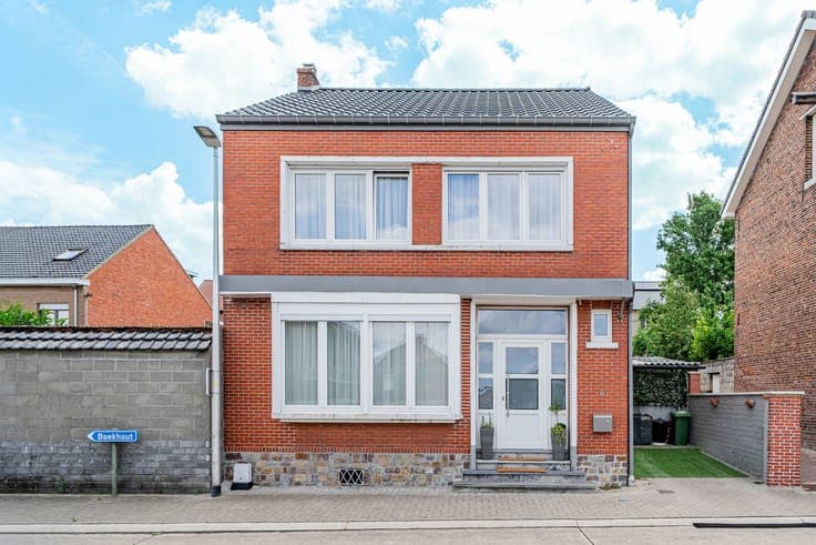 L'Evidence presenteert u ... 0499/38.93.42