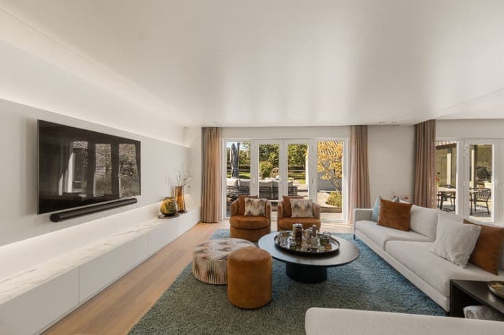 Charmante open woning met 4 slpk op 1.561m² in Oostkamp