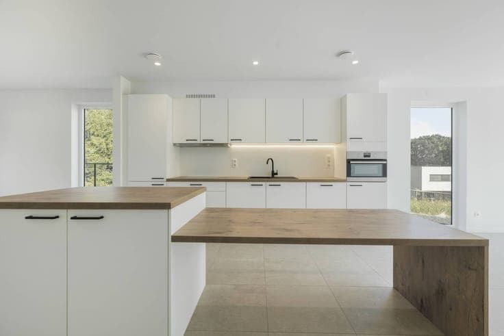 Ready-to-move 3-bedroom BEN home in a quiet location in Hout