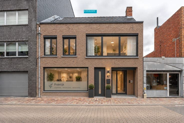 Ontdek de mogelijkheden van deze ruime eigendom in hartje...