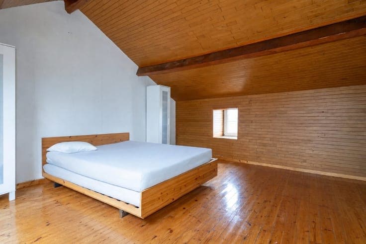 Two-Bedroom Semi-Detached House with Garden and Garage