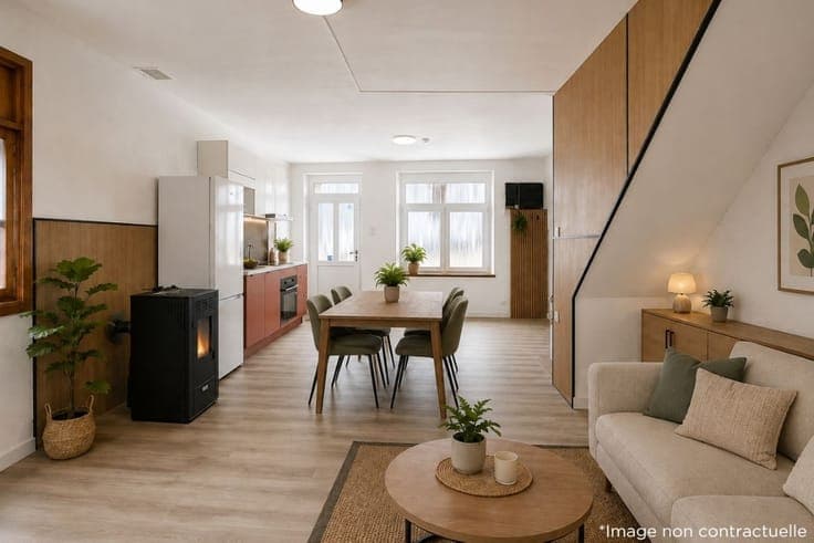 Two-Bedroom Semi-Detached House with Garden and Garage