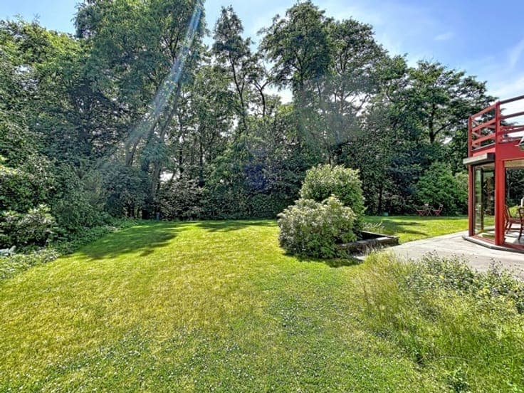 Limal - Spacious villa +-220m², 3 to 4 bedrooms + prof space