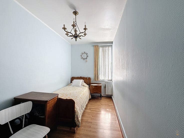 SINGLE-FAMILY HOUSE FIVE BEDROOMS WITH GARDEN AND GARAGE