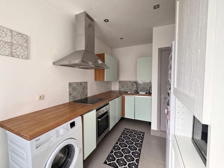 Maison 3 façades idéal pour investir à Lodelinsart.