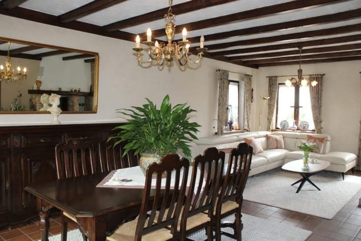 Landelijke laagbouwwoning op ongeveer +/- 1300m²