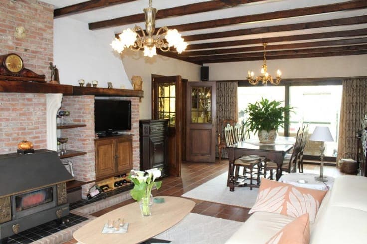 Landelijke laagbouwwoning op ongeveer +/- 1300m²
