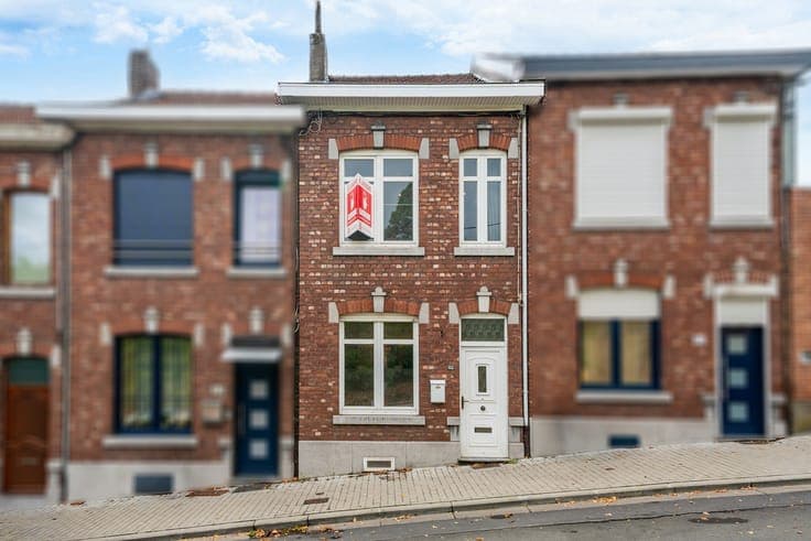 Jemeppe – 2-bed house, garden & convertible attic