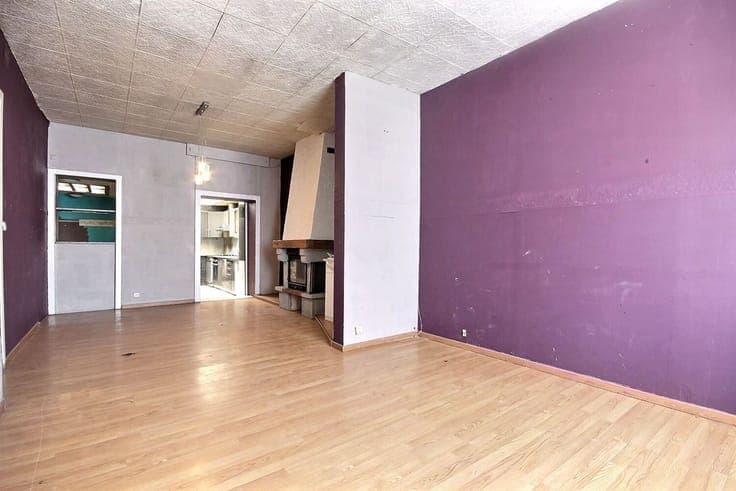 Maison à conforter avec jardin à Herseaux