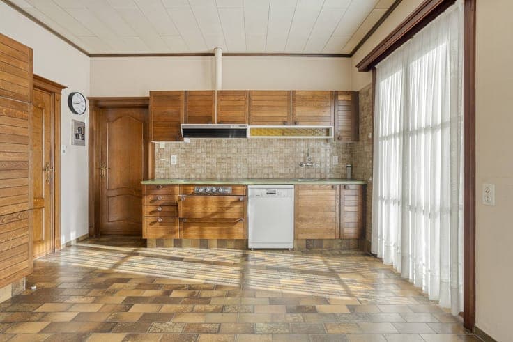 Spacious stately home for sale in Deerlijk