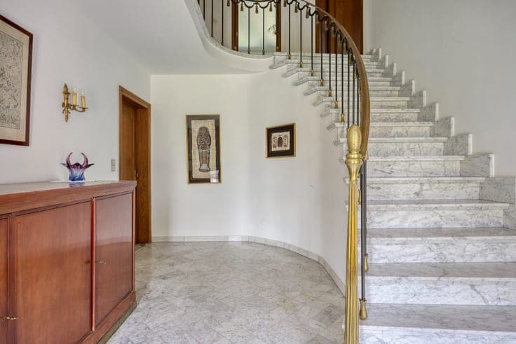 Prachtige, statige villa op perceel van 1.312m²