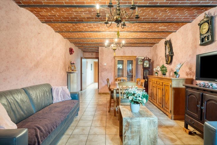 VERZORGDE WONING met grote tuin - 1slpk + 2 mogelijk op z...