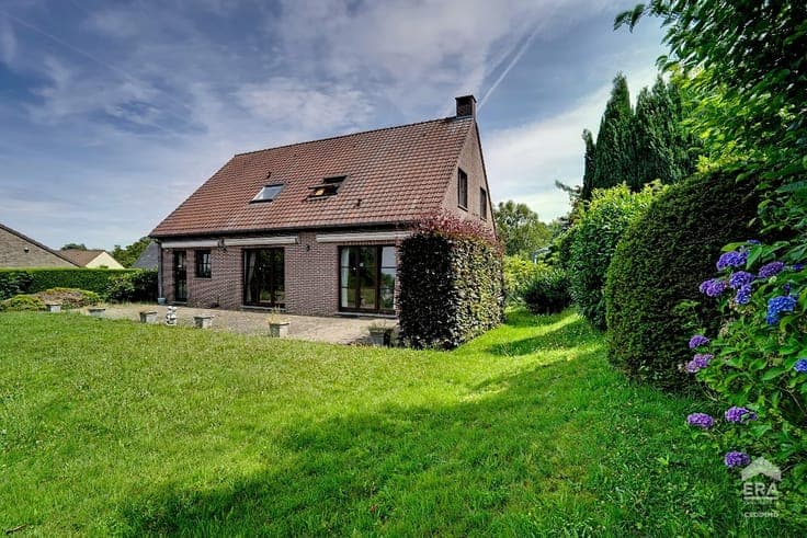 VISIT THIS PROPERTY ON SATURDAY 19/09 FROM 14H30 TO 15H30