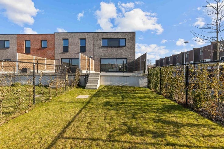 NIEUWBOUW met ondergrondse parking en TUIN!