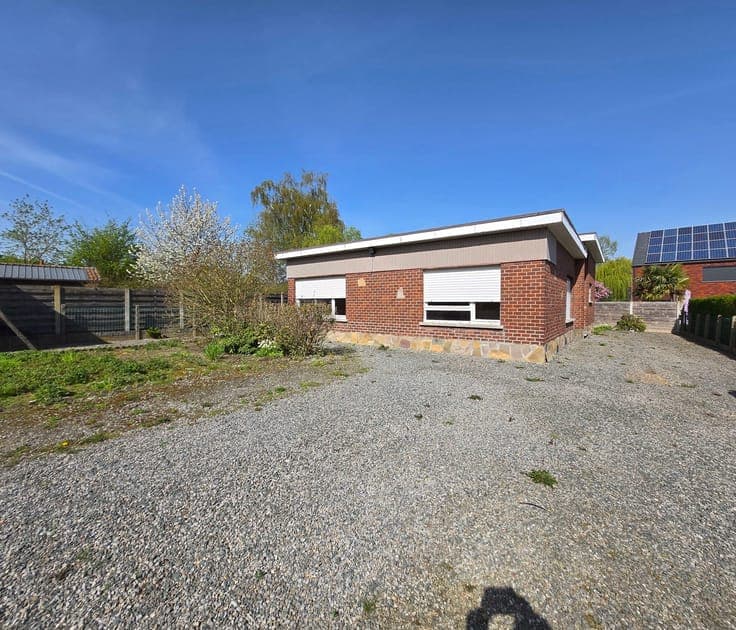 Bungalow with immense potential