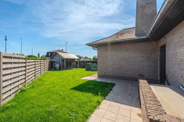 Charming house with sunny garden located in Ostend