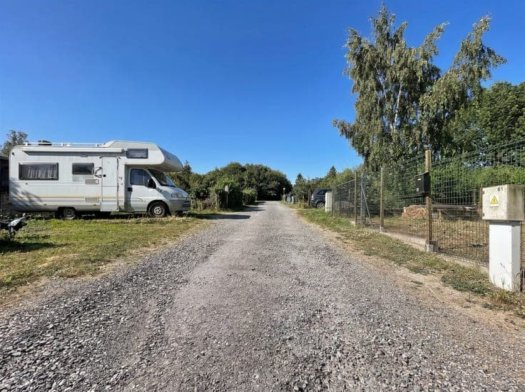 Chalet sur un terrain de plus de 23 ares