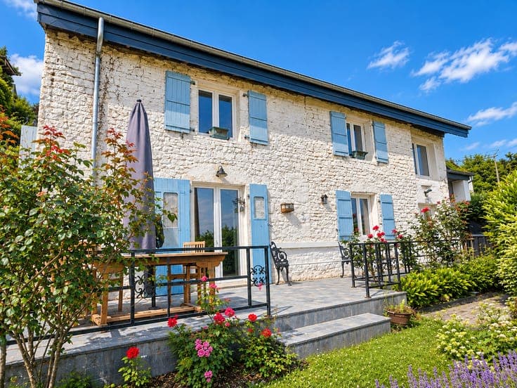 House in Florenville