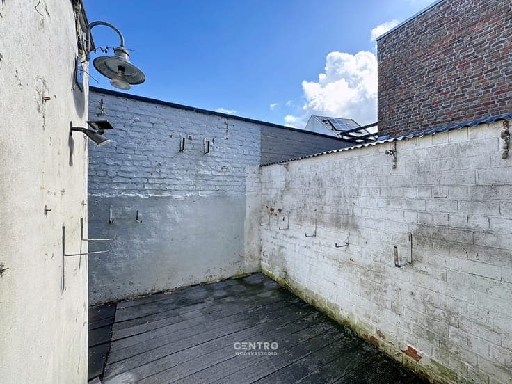 Betaalbare woning met 4 slpks, garage én terras te Blanke...