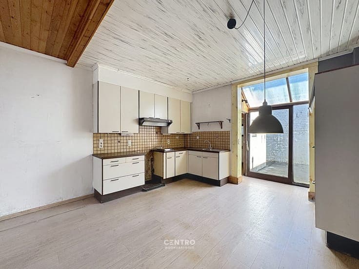 Betaalbare woning met 4 slpks, garage én terras te Blanke...