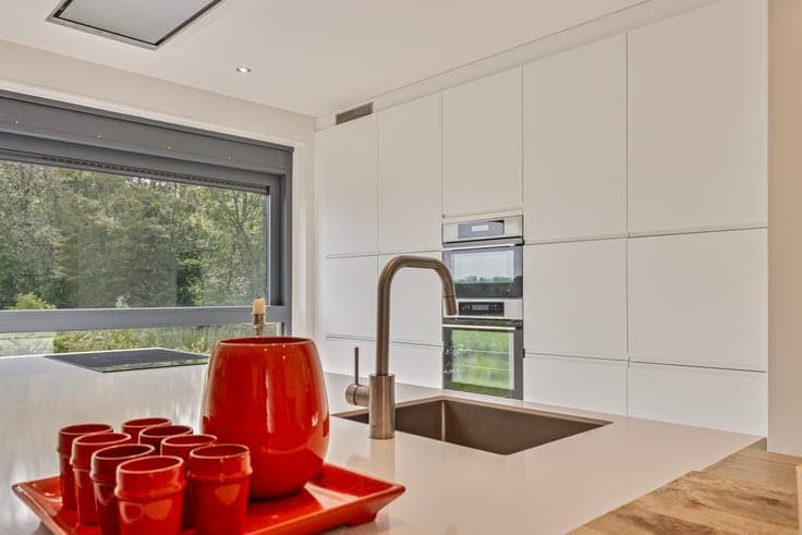 Holiday Villa on Lake Veere with Private Boathouse