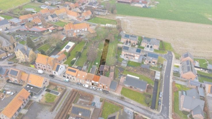 Property to renovate with garden in Bikschote (Langemark-Po…