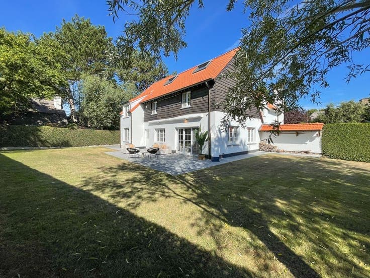 Schitterende villa rustig gelegen op een top ligging, in ...