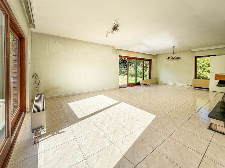 Villa 3 ch (+ bureau) avec jardin et garage, de plain pied