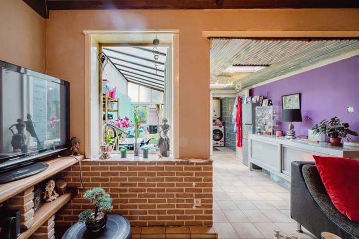 A 4bedroom house in need of renovation with a garden in Gent