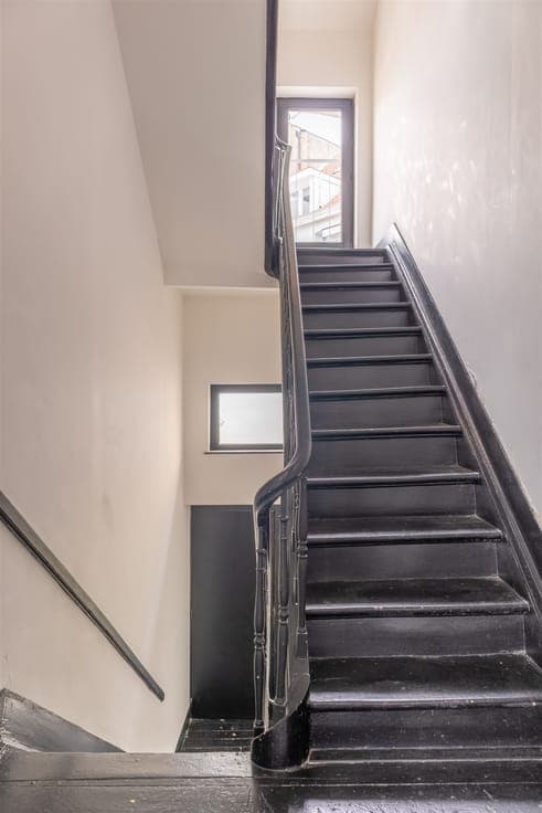 High-end building just steps away from Place Stéphanie!