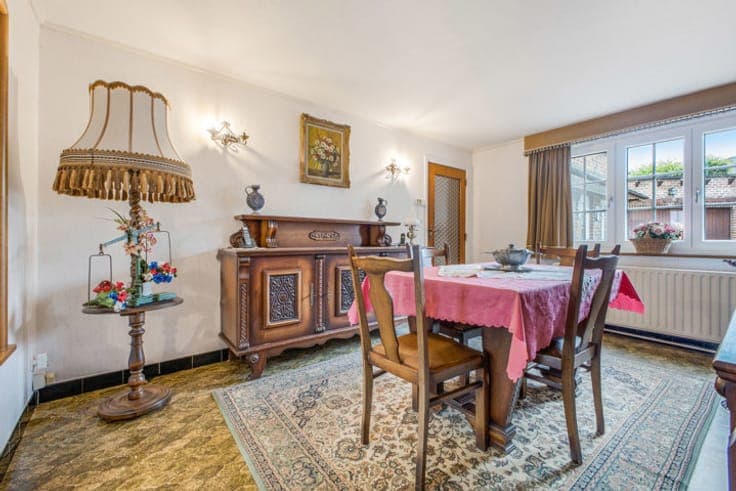 House in Sint-Pieters-Leeuw