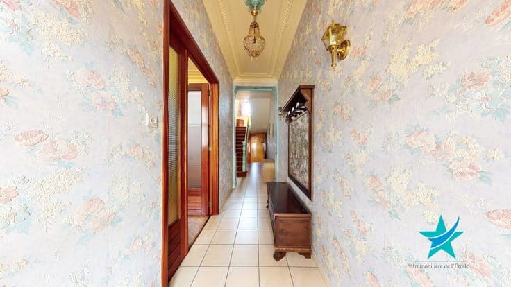 Sale - House Morlanwelz - 154,000 €