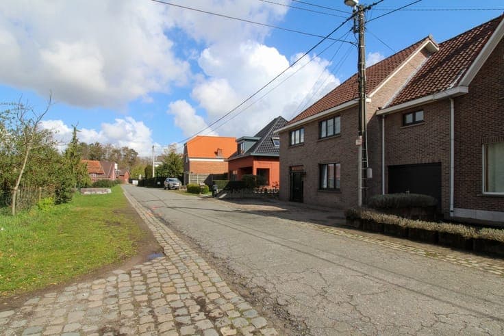 Charming Property with Unseen Potential For Sale