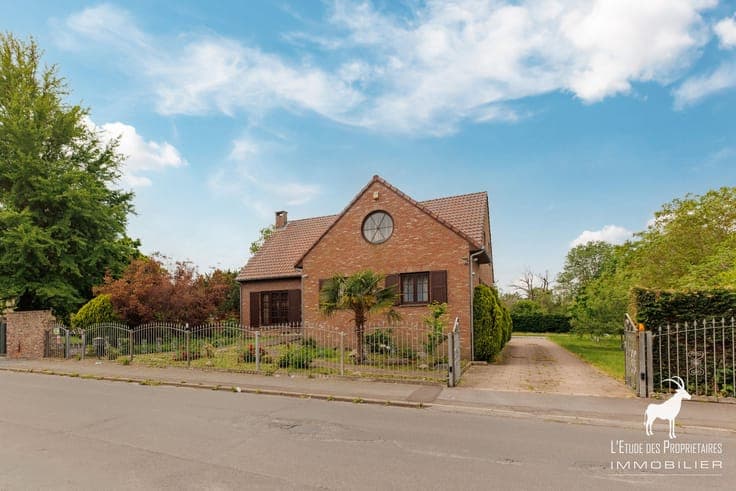 Magnificent 7 bedroom villa for sale in Colfontaine