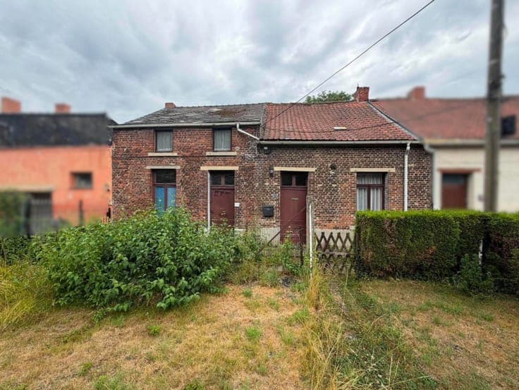 House in Dour