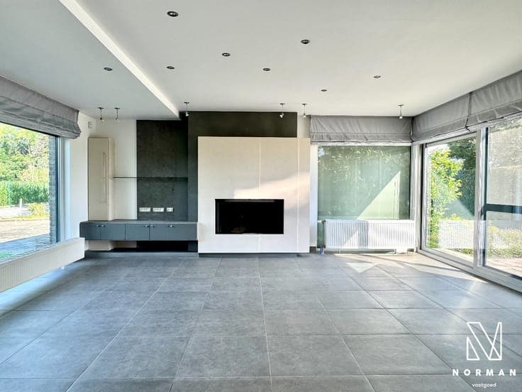 Prachtig domein met volledig instapklare villa, grote tuin