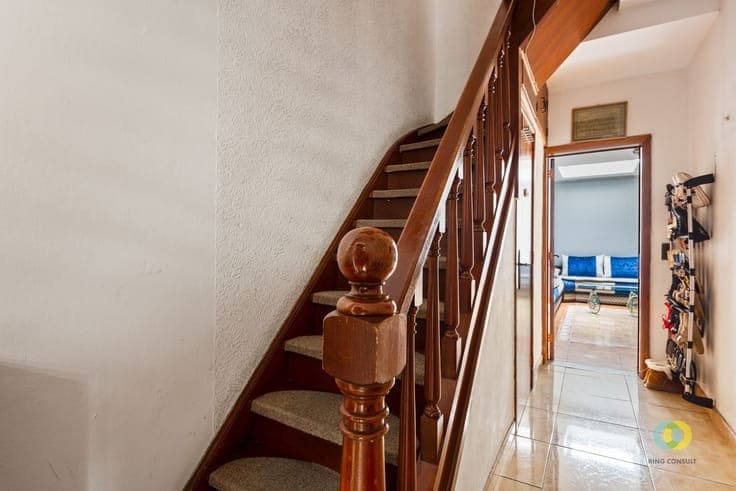 Veelzijdige woning met mogelijkheid handel