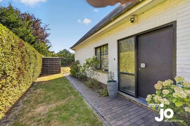 Spacious villa/bungalow in a quiet location in Stene with...