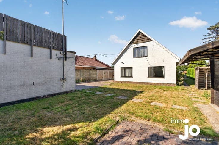 Spacious villa/bungalow in a quiet location in Stene with...