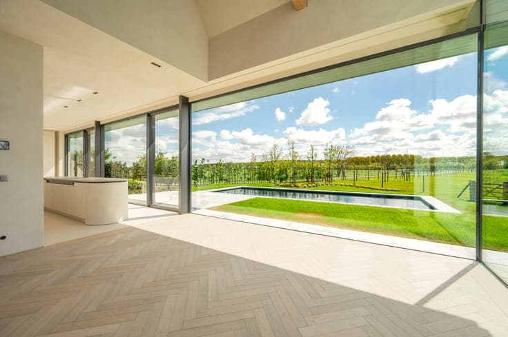 Sublime newly built villa with swimming pool and panorami...