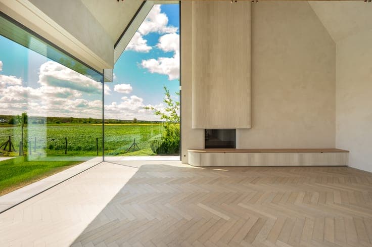 Sublime newly built villa with swimming pool and panorami...