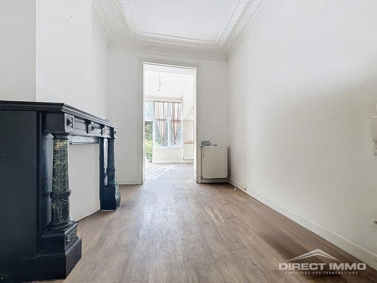House in Brussels ±260 m² + garden ±155 m²! (2 appartments)