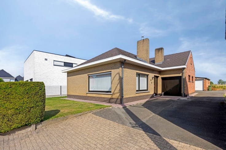 House in Lede