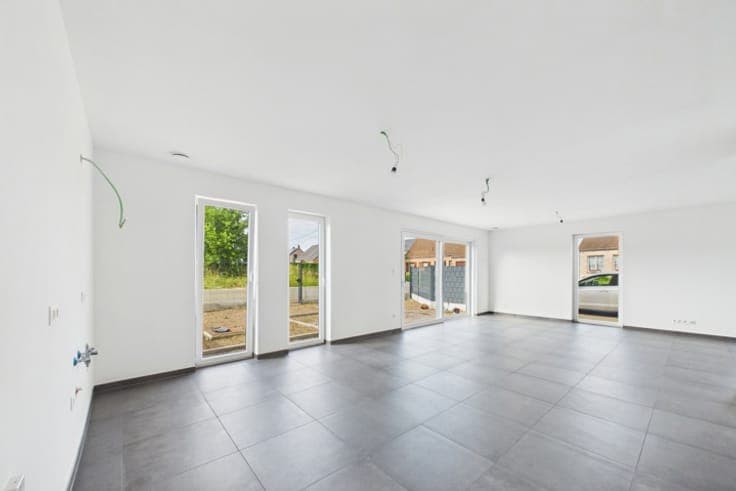 House in Saint-Ghislain Neufmaison