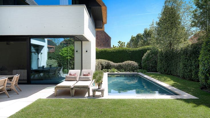 Luxury villa for sale in Knokke with pool and double garage