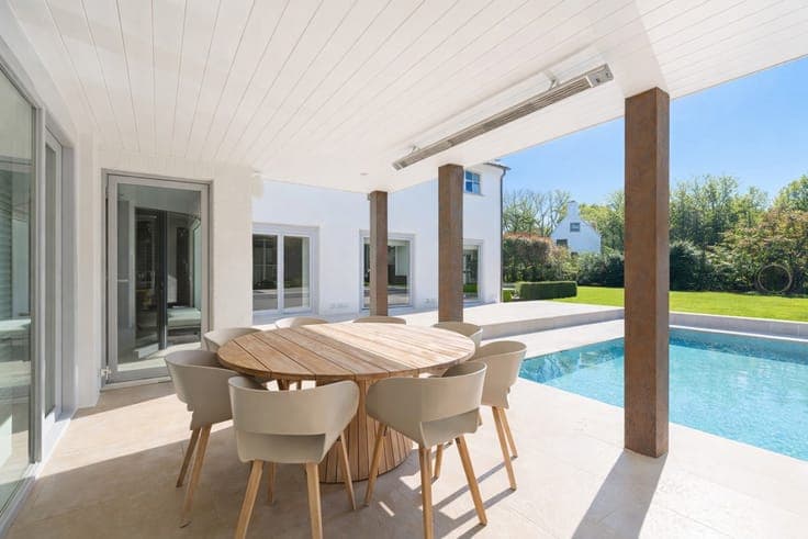 Move-in ready villa with pool near Zoute Golf Club, Knokke
